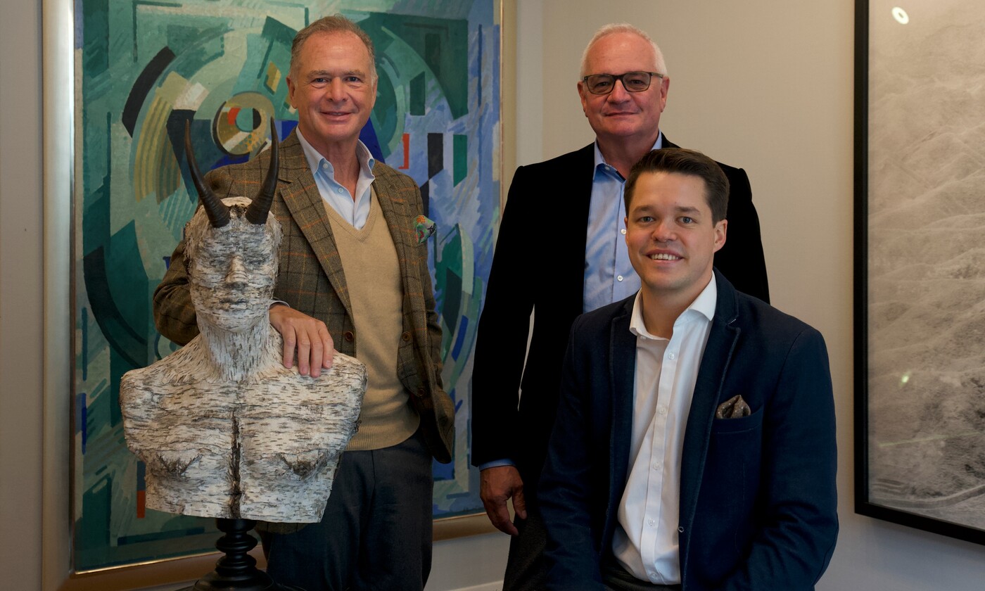 Das Team der Galerie WOS: Claudius Ochsner, Daniel Wahrenberger und Thomas Schafflützel (Bild: Select Fotostudio)