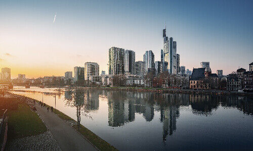 Frankfurt am Main (Bild: Shutterstock)