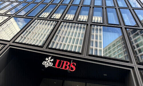 UBS a Zurigo (immagine: finewsticino.ch)