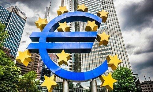 Die Europäische Zentralbank in Frankfurt ist eine gewichtige Akteurin am Staatsanleihenmarkt. (Bild: Shutterstock)