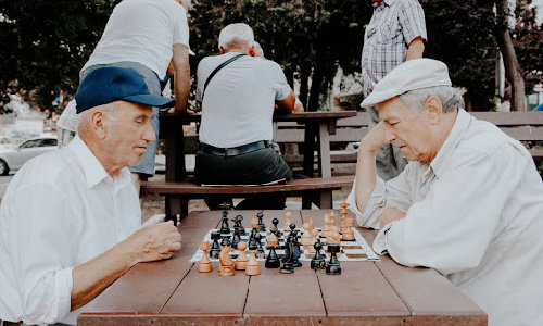 vlad sargu old people unsplash