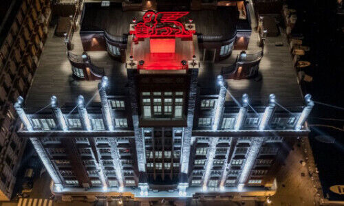 Palazzo Berlam si lumina per Generali 190! (immagine: Media)