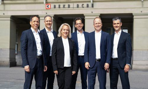 Das neue Key Client Team Privatkunden am BEKB-Standort in Bern (v.l.): Michael Honegger, Urs Rentsch, Rosa Cardinale Rohner, Markus Mühlheim, Marc Rohrer und Oscar Rodriguez